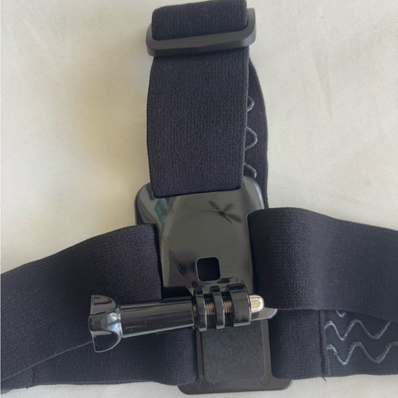 Amazon basics head strap camera mount go pro - Picture 3 of 4